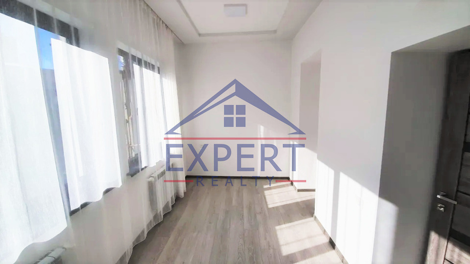 ԱՐԱԲԿԻՐ, ԿԻԵՎՅԱՆ ՓՈՂՈՑ, 2 ՍԵՆՅԱԿ