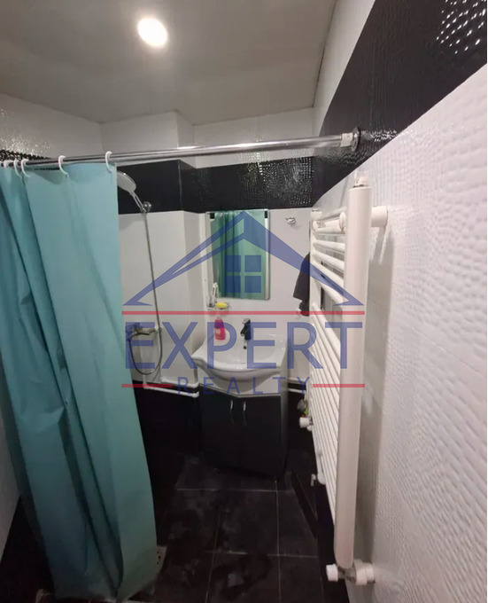 ԿԵՆՏՐՈՆ, ՄԱՇՏՈՑԻ ՊՈՂՈՏԱ, 2 ՍԵՆՅԱԿ