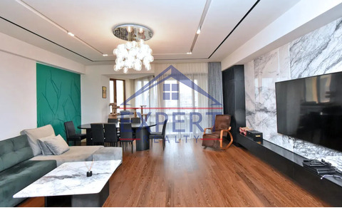 ԿԵՆՏՐՈՆ, ԵԿՄԱԼՅԱՆ ՓՈՂՈՑ, 3 ՍԵՆՅԱԿ