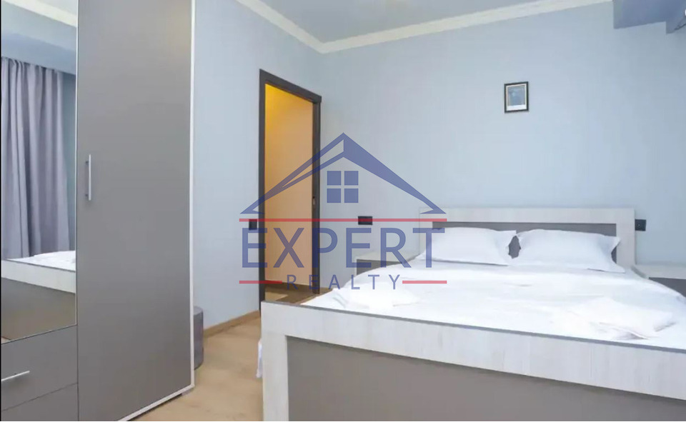 ԿԵՆՏՐՈՆ, ԱՄԻՐՅԱՆ ՓՈՂՈՑ, 3 ՍԵՆՅԱԿ