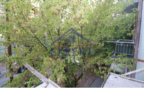 ԿԵՆՏՐՈՆ, Ա․ ՊԵՏՐՈՍՅԱՆ ՓՈՂՈՑ, 2 ՍԵՆՅԱԿ