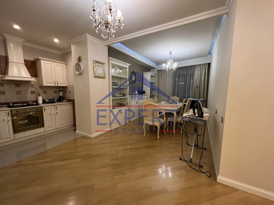 ԿԵՆՏՐՈՆ, ՎԱՐԴԱՆԱՆՑ ՓՈՂՈՑ, 2 ՍԵՆՅԱԿ