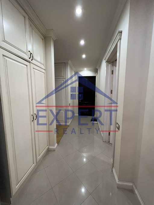 ԿԵՆՏՐՈՆ, ՎԱՐԴԱՆԱՆՑ ՓՈՂՈՑ, 2 ՍԵՆՅԱԿ