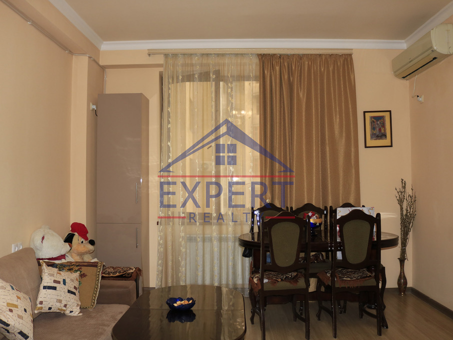 ԿԵՆՏՐՈՆ, ԱՐԳԻՇՏԻ ՓՈՂՈՑ, 2 ՍԵՆՅԱԿ