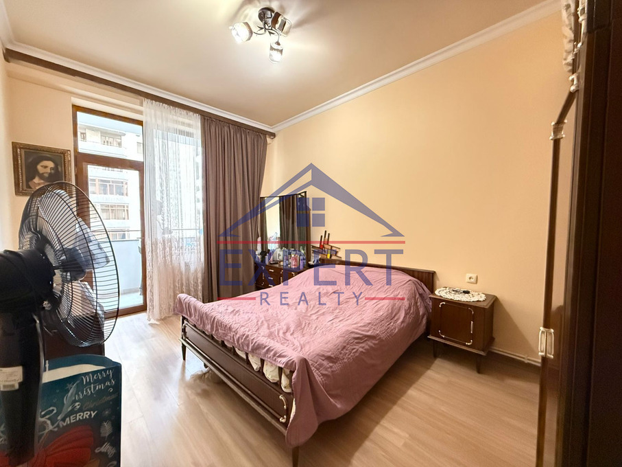 ԿԵՆՏՐՈՆ, ԱՐԳԻՇՏԻ ՓՈՂՈՑ, 2 ՍԵՆՅԱԿ