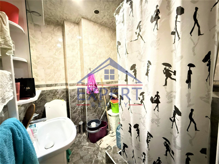 ԿԵՆՏՐՈՆ, ԱՐԳԻՇՏԻ ՓՈՂՈՑ, 2 ՍԵՆՅԱԿ