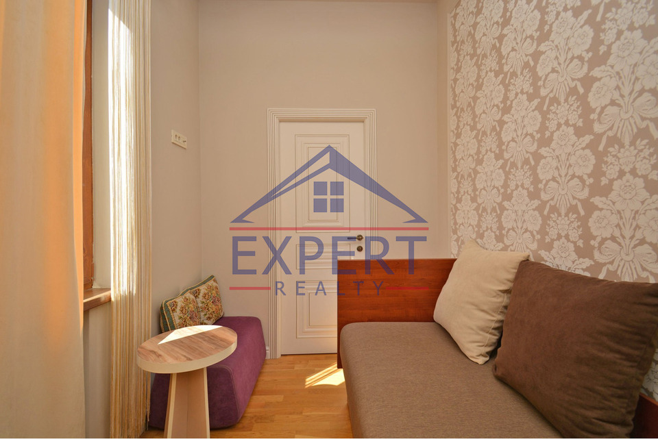 ԿԵՆՏՐՈՆ, ԹԱՄԱՆՅԱՆ ՓՈՂՈՑ, 3 ՍԵՆՅԱԿ