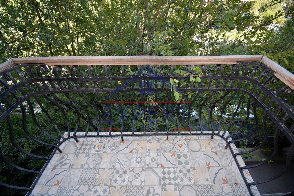 ԿԵՆՏՐՈՆ, ԹԱՄԱՆՅԱՆ ՓՈՂՈՑ, 3 ՍԵՆՅԱԿ