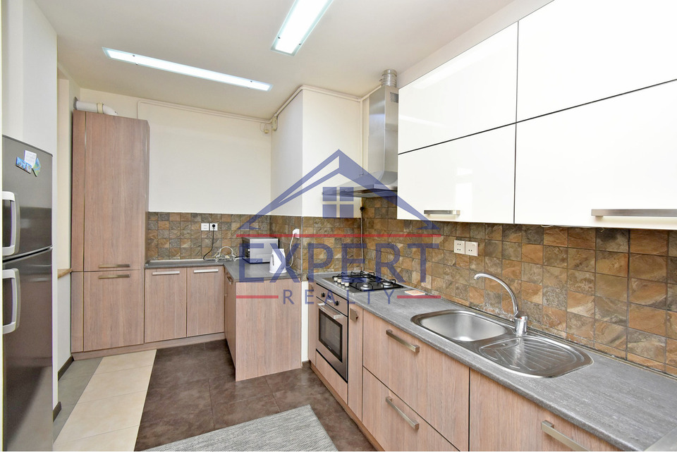 ԿԵՆՏՐՈՆ, ՊՌՈՇՅԱՆ ՓՈՂՈՑ, 3 ՍԵՆՅԱԿ