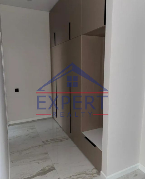 ԿԵՆՏՐՈՆ, ՎԵՐԻՆ ԱՆՏԱՌԱՅԻՆ, 2 ՍԵՆՅԱԿ