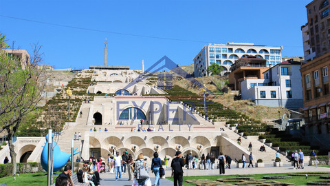 ԿԵՆՏՐՈՆ, ԹԱՄԱՆՅԱՆ ՓՈՂՈՑ, 3 ՍԵՆՅԱԿ