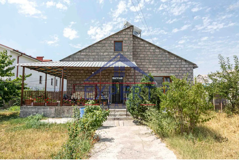 ԱՌԻՆՋ, ԱՌԻՆՋ ԳՅՈՒՂ, 4 ՍԵՆՅԱԿ