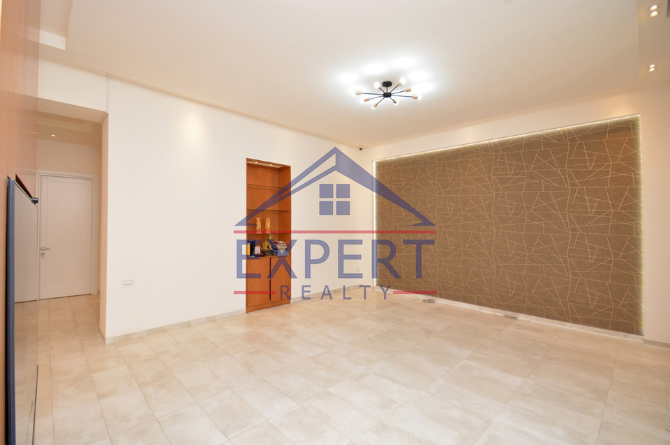 ԿԵՆՏՐՈՆ, ՍԱՐՅԱՆ ՓՈՂՈՑ, 3 ՍԵՆՅԱԿ