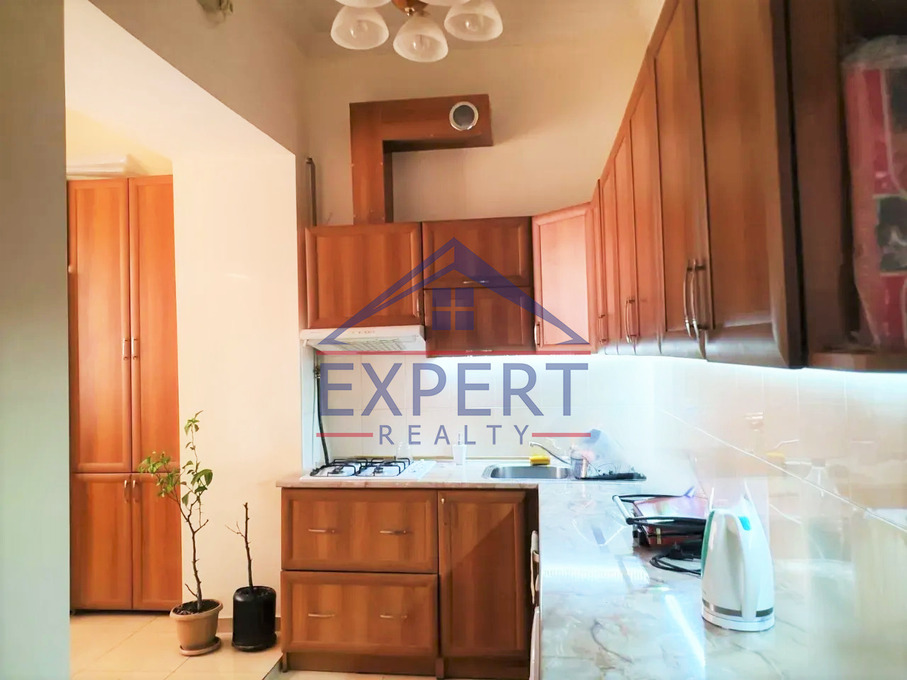 ԿԵՆՏՐՈՆ, ԱՐՇԱԿՈՒՆՅԱՑ ՊՈՂՈՏԱ, 3 ՍԵՆՅԱԿ