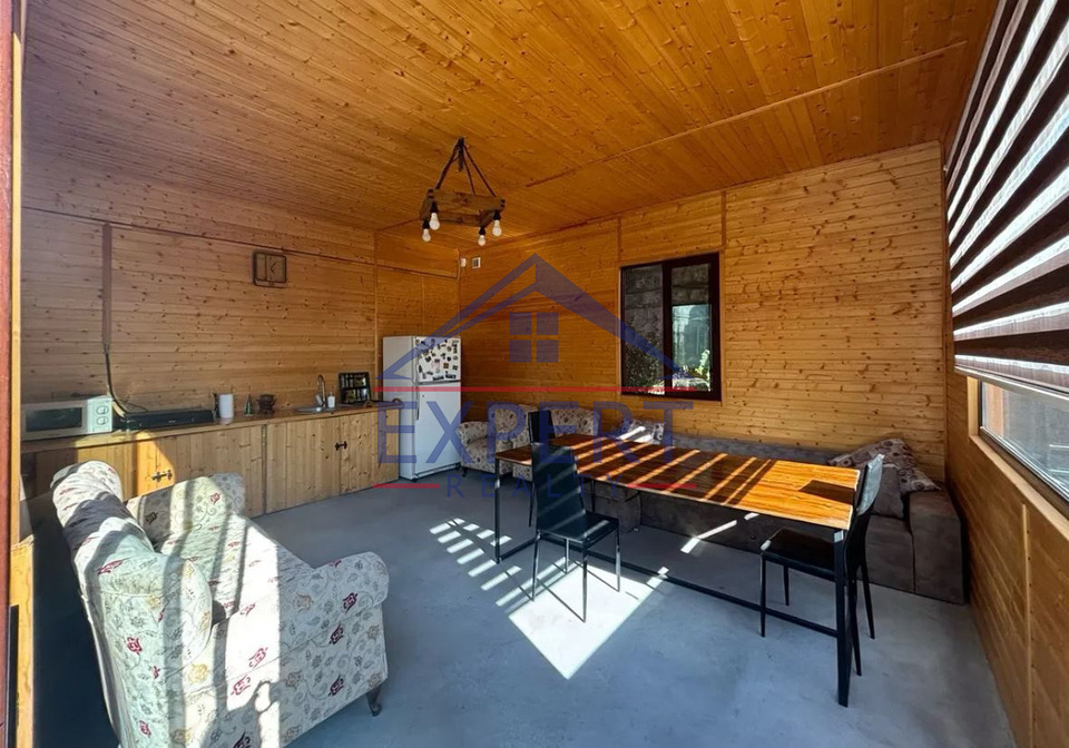 ԱՎԱՆ,ՄՀԵՐ ՄԿՐՏՉՅԱՆ ՓՈՂՈՑ 5 ՍԵՆՅԱԿ