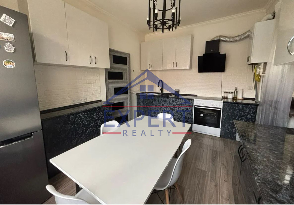 ԱՎԱՆ,ՄՀԵՐ ՄԿՐՏՉՅԱՆ ՓՈՂՈՑ 5 ՍԵՆՅԱԿ