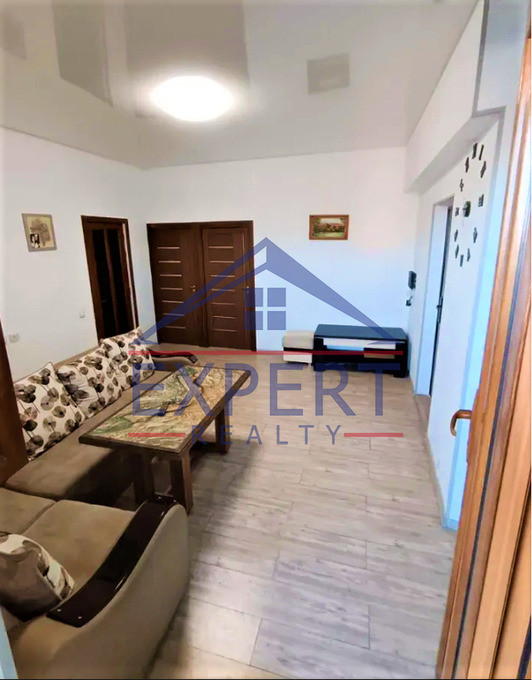 ԿԵՆՏՐՈՆ, ԼԵՄԿԻՆԻ ՓՈՂՈՑ, 3 ՍԵՆՅԱԿ