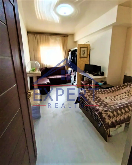 ԿԵՆՏՐՈՆ, ԼԵՄԿԻՆԻ ՓՈՂՈՑ, 3 ՍԵՆՅԱԿ