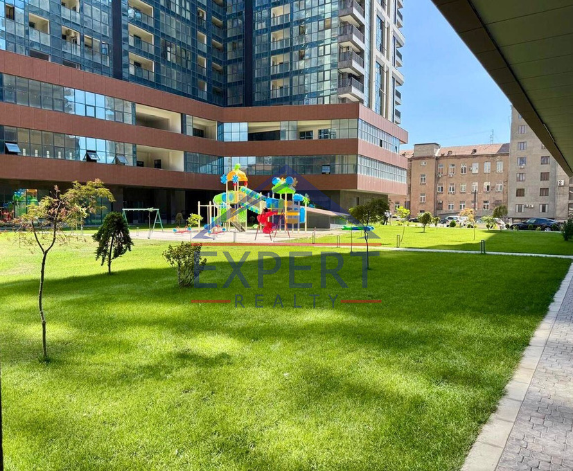 ԱՐԱԲԿԻՐ, ԿՈՄԻՏԱՍԻ ՊՈՂՈՏԱ, 3 ՍԵՆՅԱԿ