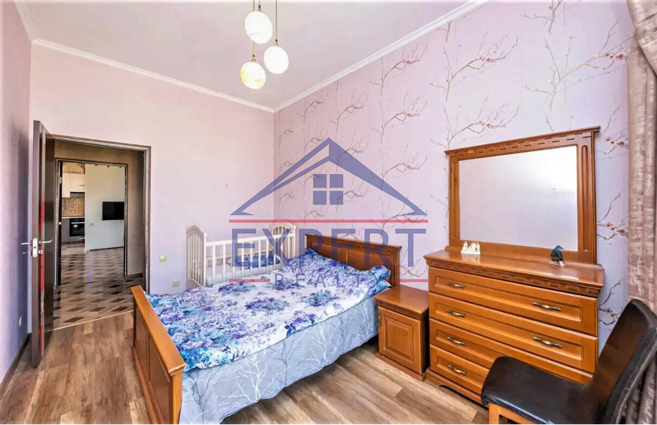 ԴԱՎԹԱՇԵՆ, ՍԱՍՆԱ ԾՌԵՐԻ ՓՈՂՈՑ, 3 ՍԵՆՅԱԿ