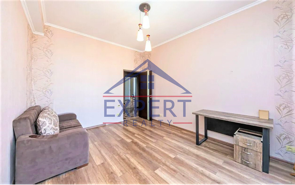 ԴԱՎԹԱՇԵՆ, ՍԱՍՆԱ ԾՌԵՐԻ ՓՈՂՈՑ, 3 ՍԵՆՅԱԿ