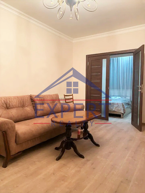 ԱՐԱԲԿԻՐ, ԱՐԱՄ ԽԱՉԱՏՐՅԱՆ ՓՈՂՈՑ, 2 ՍԵՆՅԱԿ