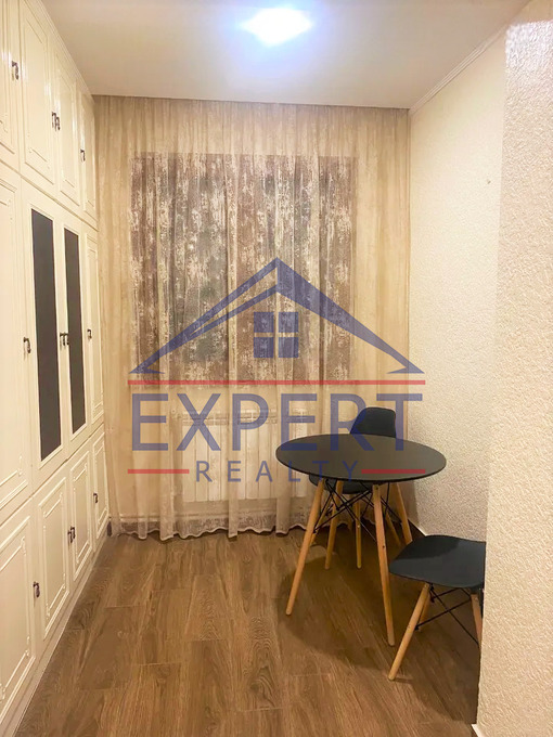 ԱՐԱԲԿԻՐ, ԱՐԱՄ ԽԱՉԱՏՐՅԱՆ ՓՈՂՈՑ, 2 ՍԵՆՅԱԿ