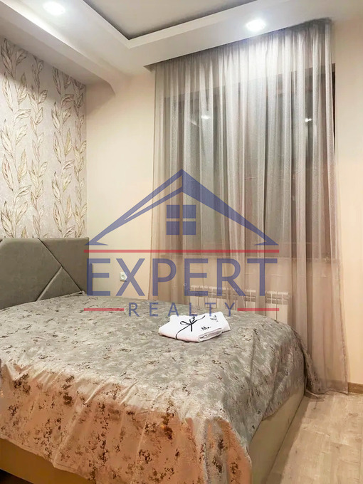 ԱՐԱԲԿԻՐ, ԱՐԱՄ ԽԱՉԱՏՐՅԱՆ ՓՈՂՈՑ, 2 ՍԵՆՅԱԿ