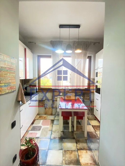 ԿԵՆՏՐՈՆ, ՎԱՐԴԱՆԱՆՑ ՓՈՂՈՑ, 3 ՍԵՆՅԱԿ