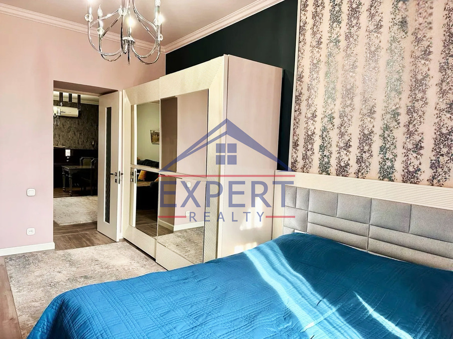 ԿԵՆՏՐՈՆ, ՎԱՐԴԱՆԱՆՑ ՓՈՂՈՑ, 3 ՍԵՆՅԱԿ