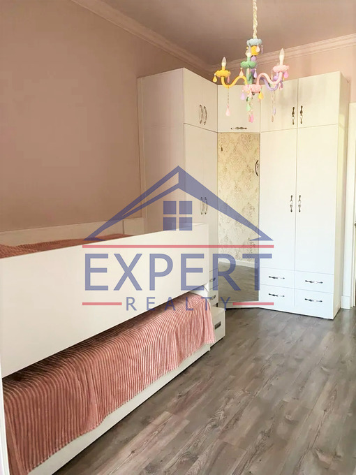 ԿԵՆՏՐՈՆ, ՎԱՐԴԱՆԱՆՑ ՓՈՂՈՑ, 3 ՍԵՆՅԱԿ