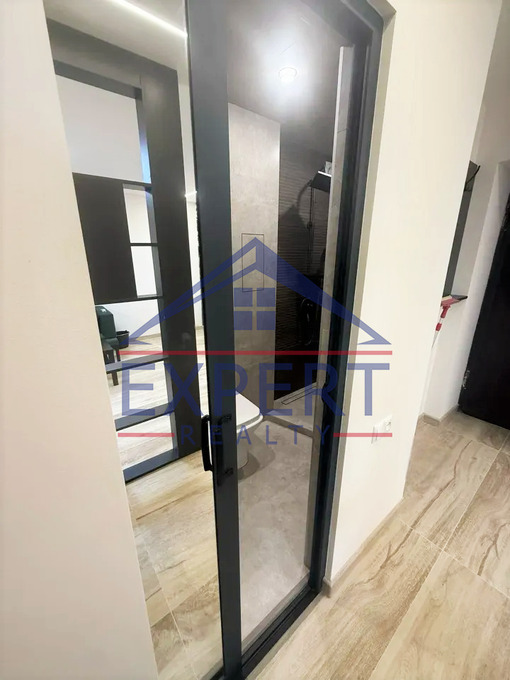 ԿԵՆՏՐՈՆ, ՄԱՇՏՈՑԻ ՊՈՂՈՏԱ, 2 ՍԵՆՅԱԿ