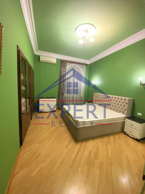 ԿԵՆՏՐՈՆ, ՄՈՍԿՈՎՅԱՆ ՓՈՂՈՑ, 3 ՍԵՆՅԱԿ