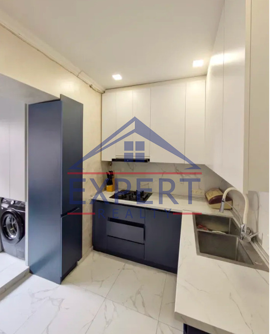 ԿԵՆՏՐՈՆ, ԿՈՂԲԱՑՈՒ ՓՈՂՈՑ, 3 ՍԵՆՅԱԿ