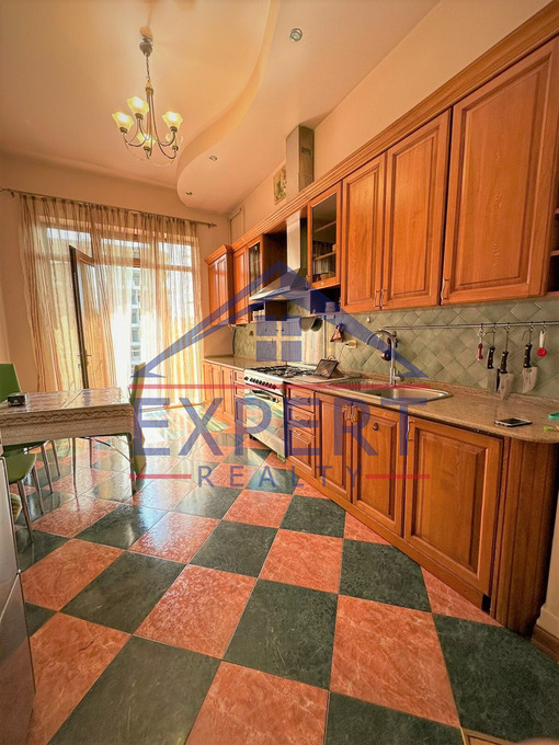 ԿԵՆՏՐՈՆ, ԹՈՒՄԱՆՅԱՆ ՓՈՂՈՑ, 4 ՍԵՆՅԱԿ