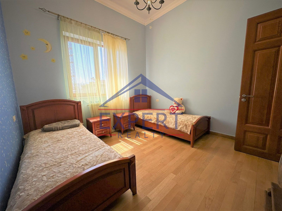 ԿԵՆՏՐՈՆ, ԹՈՒՄԱՆՅԱՆ ՓՈՂՈՑ, 4 ՍԵՆՅԱԿ