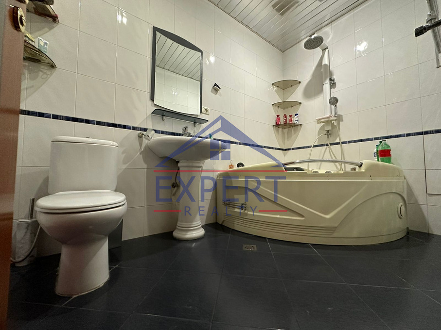 ԿԵՆՏՐՈՆ, ԹՈՒՄԱՆՅԱՆ ՓՈՂՈՑ, 4 ՍԵՆՅԱԿ