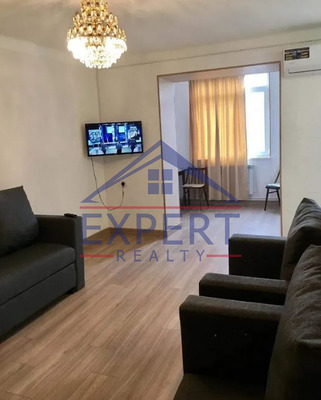 ԱՐԱԲԿԻՐ, ԿՈՄԻՏԱՍԻ ՊՈՂՈՏԱ, 3 ՍԵՆՅԱԿ