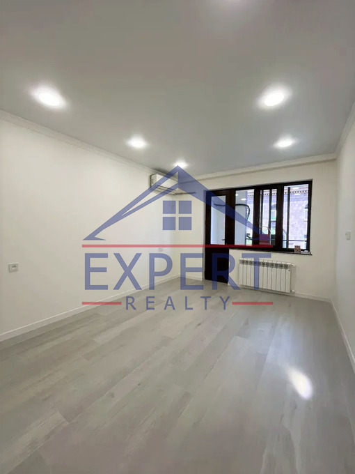 ԿԵՆՏՐՈՆ, ՎԱՐԴԱՆԱՆՑ ՓՈՂՈՑ, 2 ՍԵՆՅԱԿ