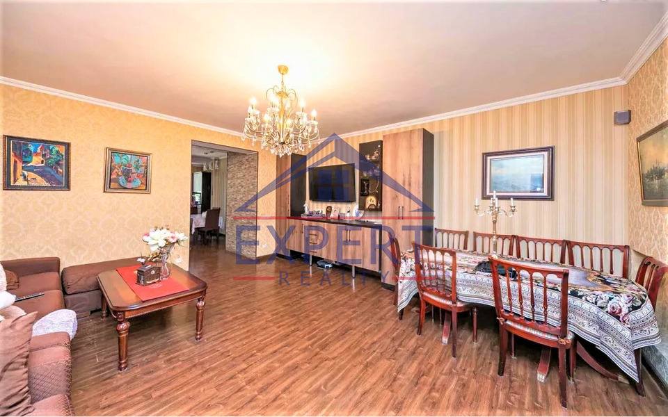 ԱՐԱԲԿԻՐ, ԱԶԱՏՈՒԹՅԱՆ ՊՈՂՈՏԱ, 4 ՍԵՆՅԱԿ