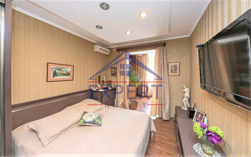 ԱՐԱԲԿԻՐ, ԱԶԱՏՈՒԹՅԱՆ ՊՈՂՈՏԱ, 4 ՍԵՆՅԱԿ