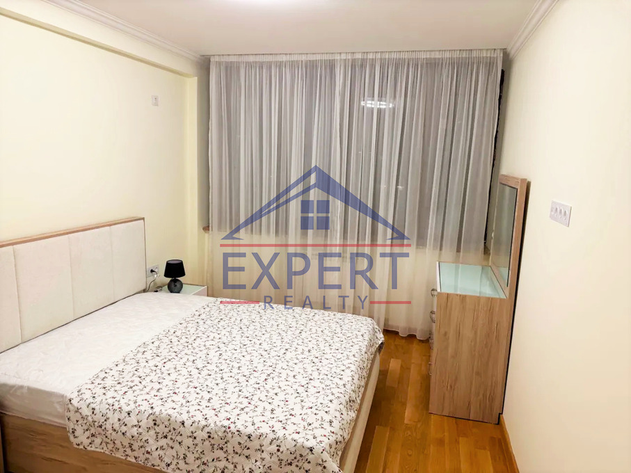 ԿԵՆՏՐՈՆ, ԿՈՂԲԱՑՈՒ ՓՈՂՈՑ, 3 ՍԵՆՅԱԿ