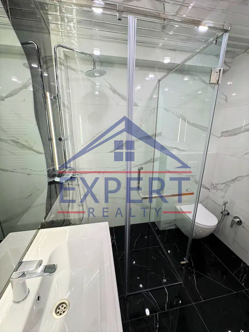 ԿԵՆՏՐՈՆ, ԿՈՂԲԱՑՈՒ ՓՈՂՈՑ, 3 ՍԵՆՅԱԿ