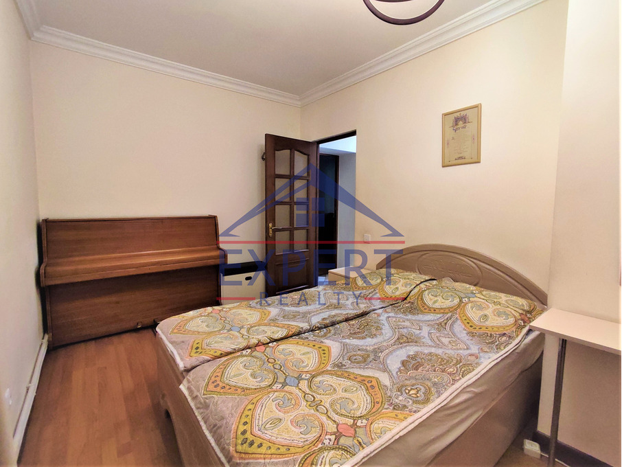 ԱՐԱԲԿԻՐ, ՓԱՓԱԶՅԱՆ ՓՈՂՈՑ, 4 ՍԵՆՅԱԿ