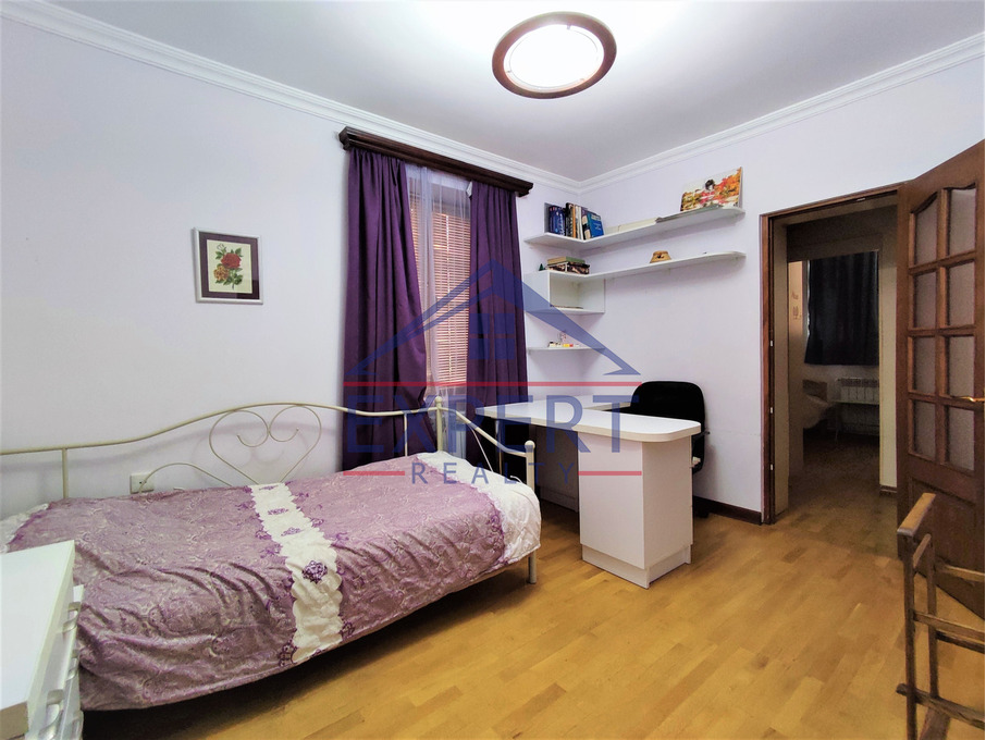 ԱՐԱԲԿԻՐ, ՓԱՓԱԶՅԱՆ ՓՈՂՈՑ, 4 ՍԵՆՅԱԿ