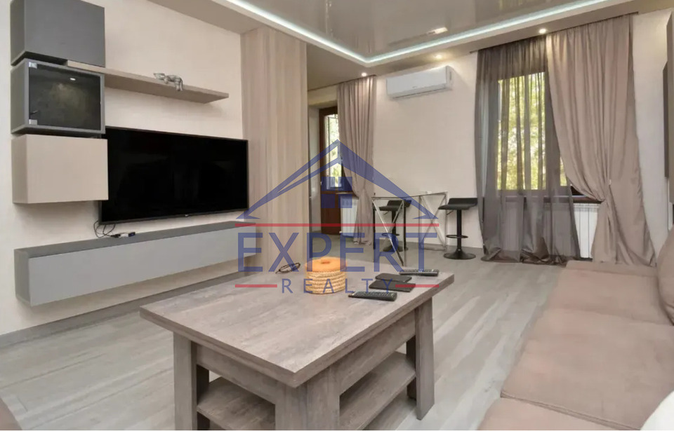 ԱՐԱԲԿԻՐ, ԱՐԱՄ ԽԱՉԱՏՐՅԱՆ, 3 ՍԵՆՅԱԿ