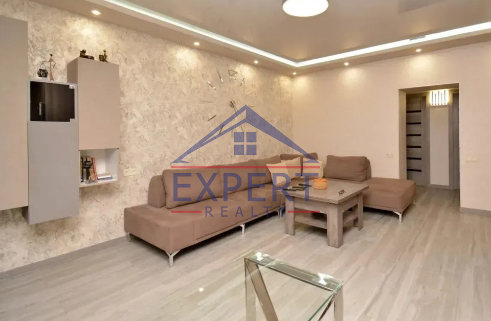 ԱՐԱԲԿԻՐ, ԱՐԱՄ ԽԱՉԱՏՐՅԱՆ, 3 ՍԵՆՅԱԿ