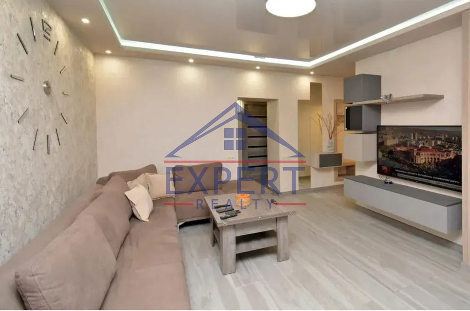 ԱՐԱԲԿԻՐ, ԱՐԱՄ ԽԱՉԱՏՐՅԱՆ, 3 ՍԵՆՅԱԿ