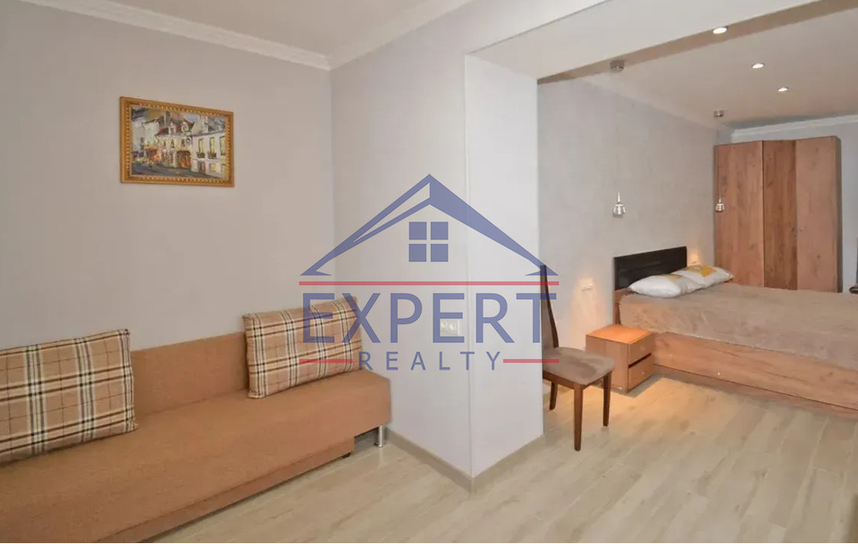 ԱՐԱԲԿԻՐ, ԱՐԱՄ ԽԱՉԱՏՐՅԱՆ, 3 ՍԵՆՅԱԿ