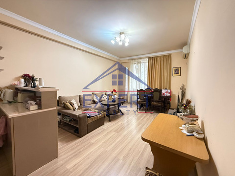 ԿԵՆՏՐՈՆ, ԱՐԳԻՇՏԻ ՓՈՂՈՑ, 2 ՍԵՆՅԱԿ